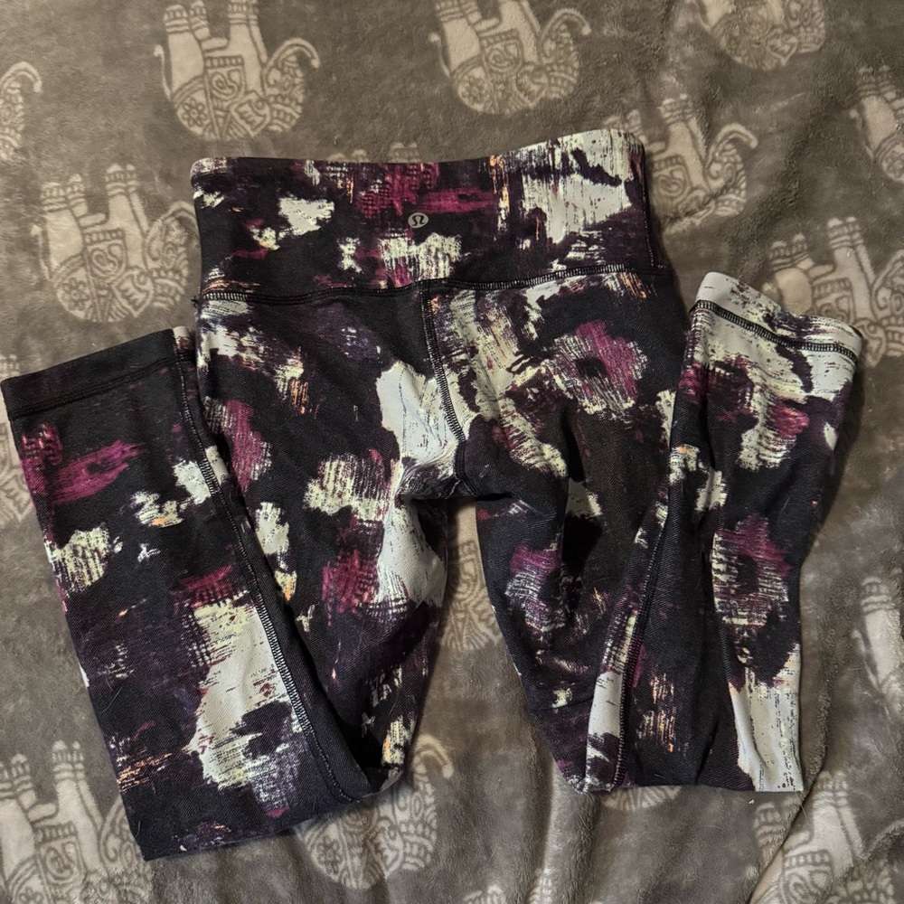 Lululemon athletic Leggings - Picture 2 of 7